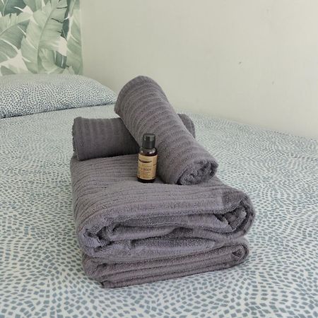 Hermeland Ile de Nantes Apartment Bagian luar foto